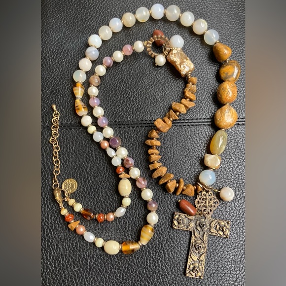 CUPLE Cross & Natural Stone Bead Necklace - Picture 2 of 6